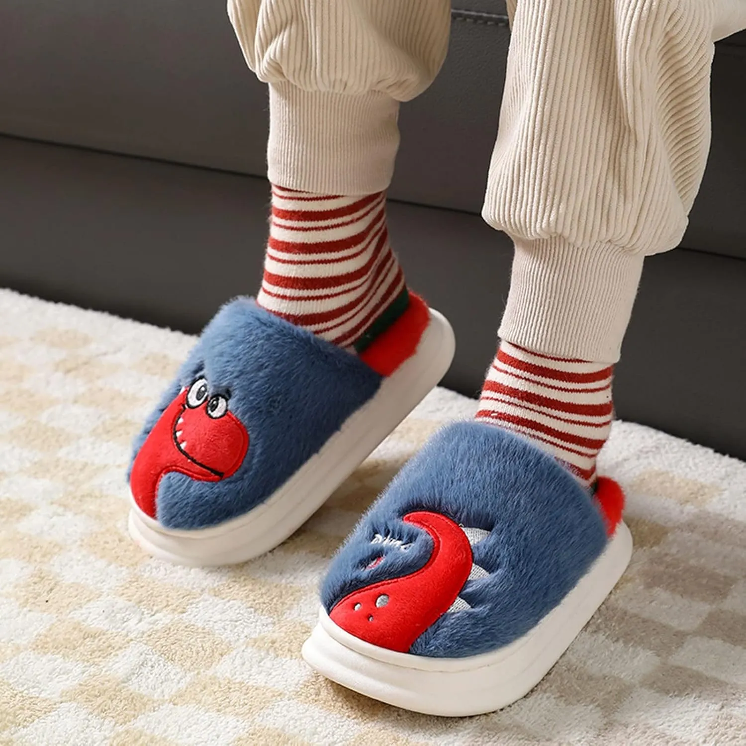 Fashion Autumn and Winter Boys and Girls Slippers Flat Bottom Thick Bottom Soft Comfortable Plush Girl Outdoor Slipper